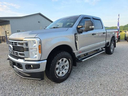 Used 2024 Ford F350 XLT w/ 360-Degree Camera Package AWD/4WD image 3