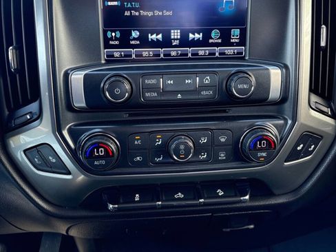 Used 2018 Chevrolet Silverado 1500 LT w/ All Star Edition AWD/4WD image 12