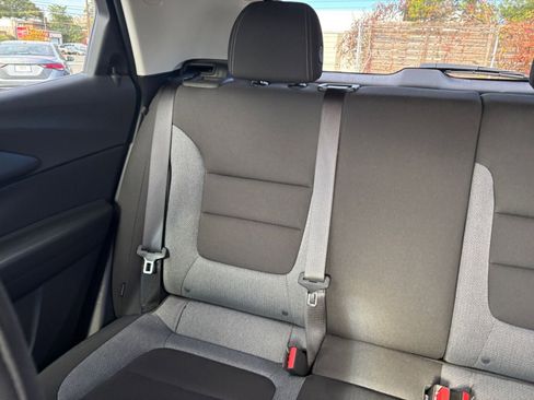 Used 2025 Chevrolet TrailBlazer LT image 37