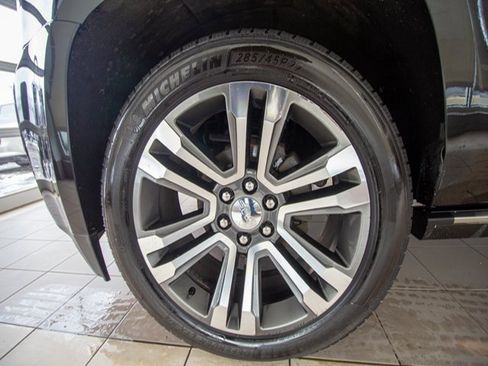 Used 2018 GMC Yukon Denali w/ Denali Ultimate Package image 24