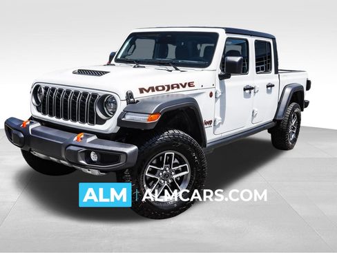 Used 2026 Jeep Gladiator Mojave AWD/4WD image 1
