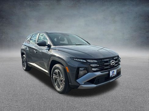 New 2026 Hyundai Tucson Blue SE AWD/4WD image 24