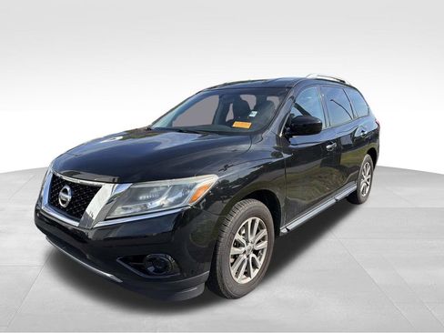 Used 2015 Nissan Pathfinder S AWD/4WD image 5