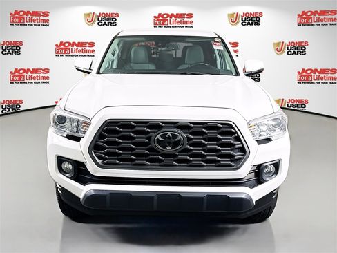 Certified 2023 Toyota Tacoma SR5 image 11