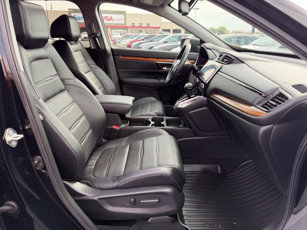 Used 2019 Honda CR-V Touring image 9