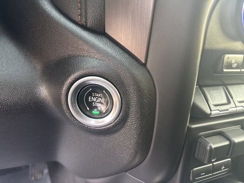 Used 2020 GMC Sierra 3500 AT4 w/ AT4 Premium Package image 29