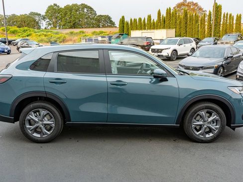 New 2027 Honda HR-V LX image 5