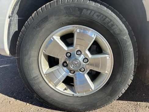 Used 2007 Toyota 4Runner SR5 AWD/4WD image 11