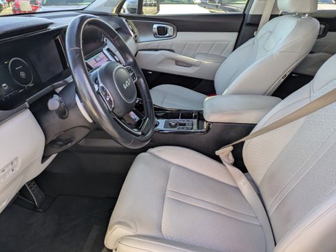 Certified 2023 Kia Sorento SX Prestige image 26