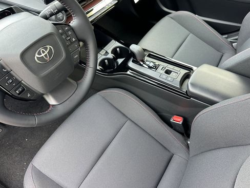 New 2026 Toyota Prius Plug-In Hybrid image 8