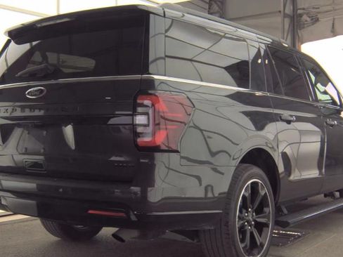 Used 2023 Ford Expedition Max Limited AWD/4WD image 5