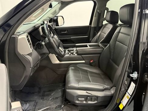 Used 2024 Toyota Tundra Limited AWD/4WD image 13