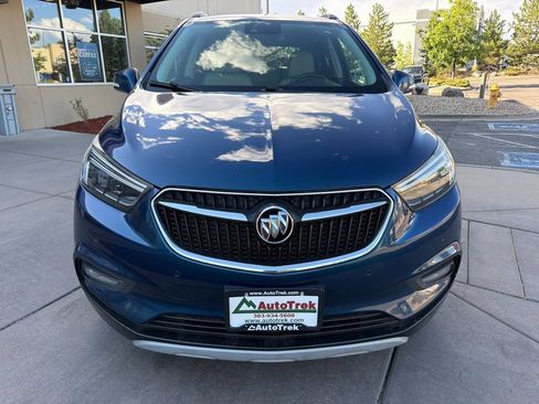 Used 2019 Buick Encore Essence w/ Experience Buick Package FWD image 3