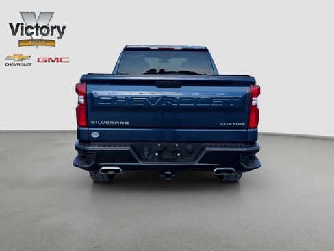 Used 2021 Chevrolet Silverado 1500 Custom Trail Boss AWD/4WD image 5