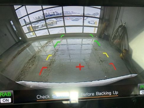 Certified 2024 Subaru Forester Limited image 18