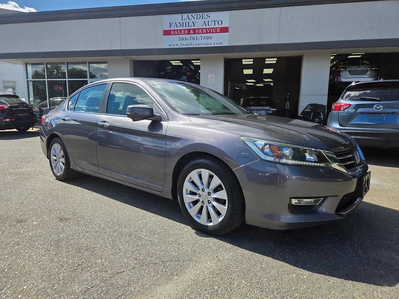 Used 2013 Honda Accord EX image 17