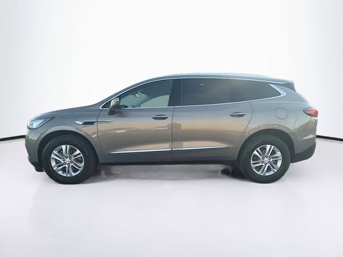 Used 2018 Buick Enclave Essence w/ Trailering Package AWD/4WD image 4