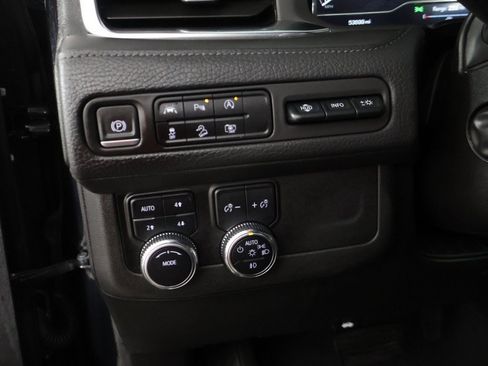 Used 2023 GMC Yukon Denali image 45