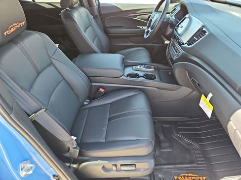 Certified 2025 Honda Ridgeline TrailSport+ image 15