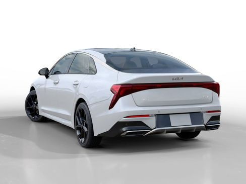New 2026 Kia K5 GT-Line image 4