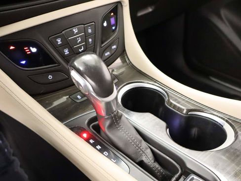 Used 2019 Buick Envision Preferred w/ LPO, Cargo Package image 9