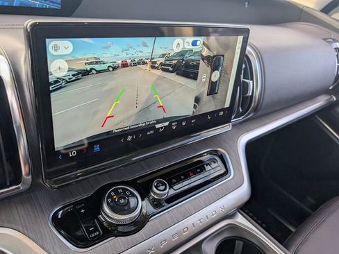 New 2025 Ford Expedition Platinum w/ Platinum Ultimate Package image 12