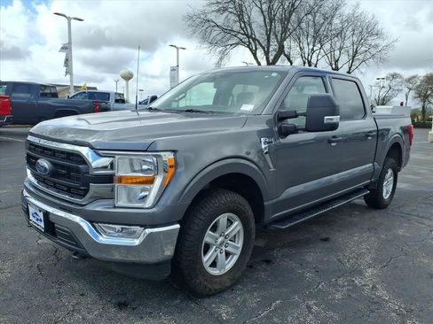 Used 2022 Ford F150 XLT w/ Equipment Group 301A Mid AWD/4WD image 3