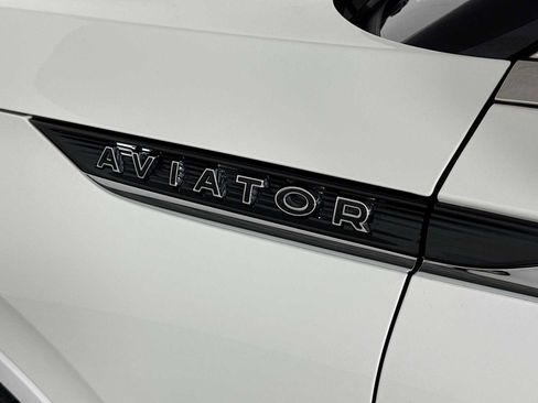 Used 2023 Lincoln Aviator Black Label w/ Dynamic Handling Package image 33