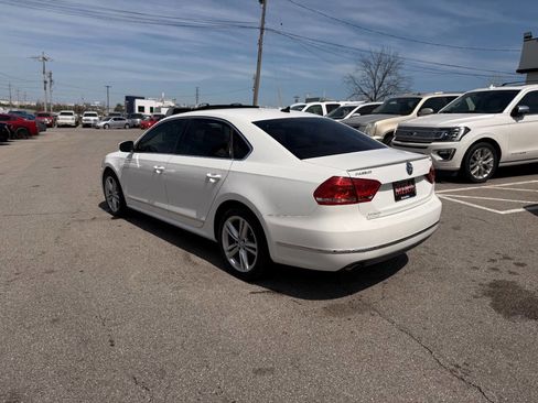 Used 2014 Volkswagen Passat TDI SE image 8