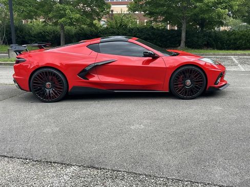 Used 2020 Chevrolet Corvette Stingray Premium Cpe w/ 3LT Preferred Equipment Group RWD image 8