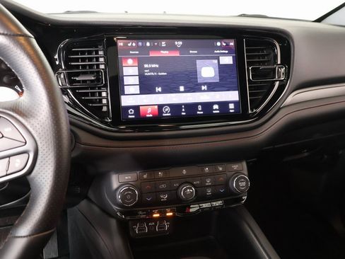 Used 2024 Dodge Durango GT image 5