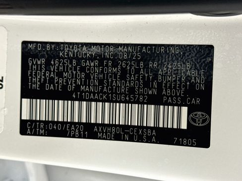 Used 2025 Toyota Camry SE w/ Convenience Package FWD image 40