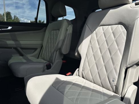 New 2026 Volkswagen Atlas SEL Premium R-Line image 29