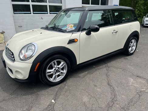 Used 2012 MINI Cooper Clubman FWD image 3