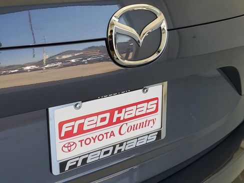 Used 2024 MAZDA CX-5 Carbon Edition image 9