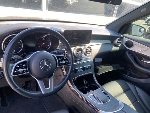 Used 2021 Mercedes-Benz GLC 300 image 10