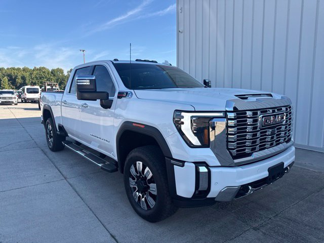 Used 2025 GMC Sierra 2500 Denali w/ Technology Package AWD/4WD image 7