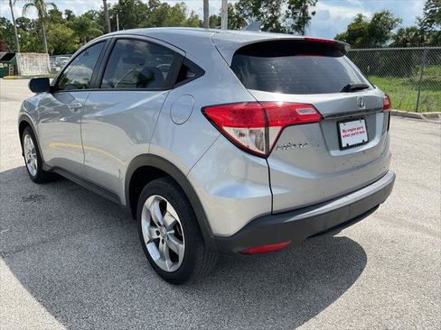 Used 2020 Honda HR-V LX image 9