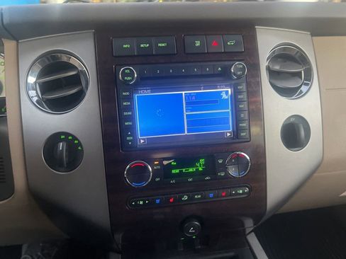 Used 2014 Ford Expedition XLT w/ Equipment Group 202A image 20