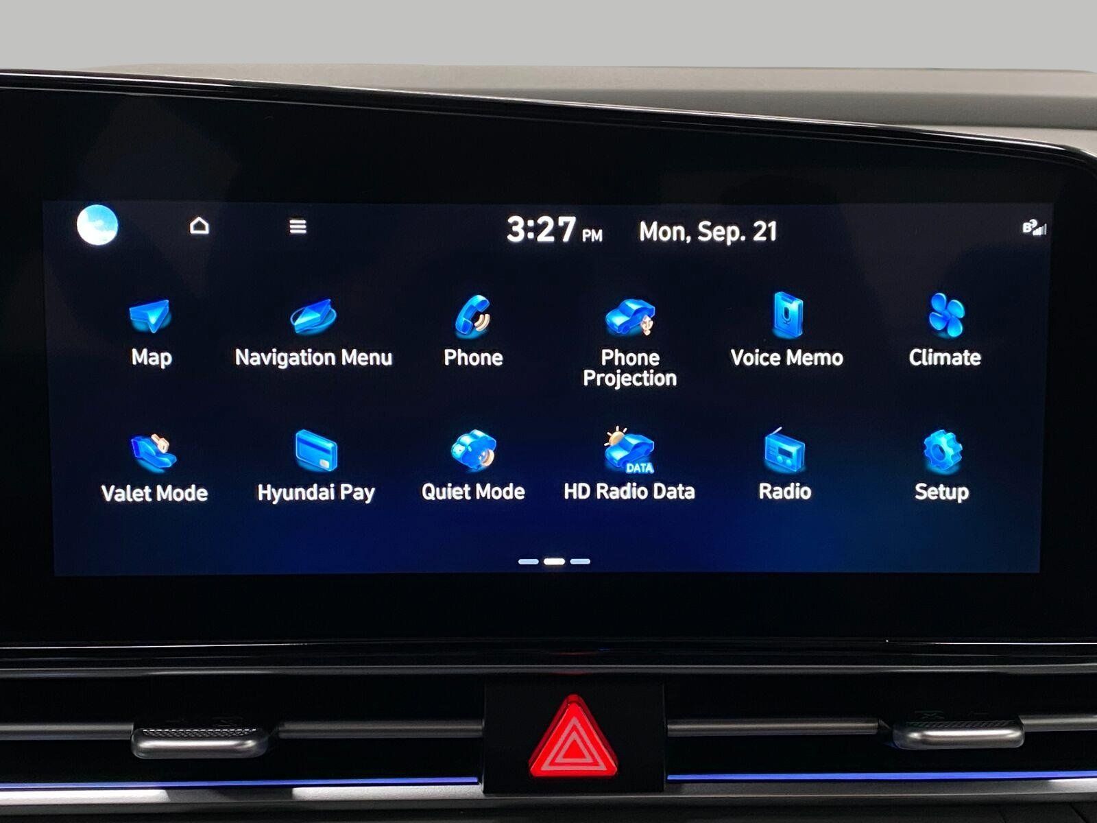 Used 2025 Hyundai Elantra SEL FWD image 22