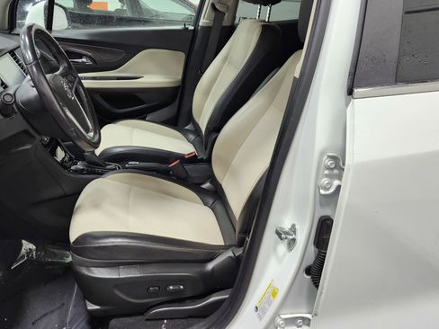 Used 2020 Buick Encore Sport Touring w/ Safety Package image 24