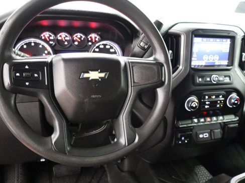 Used 2022 Chevrolet Silverado 2500 Custom w/ Custom Value Package AWD/4WD image 35