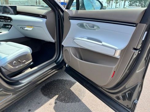 New 2026 Genesis GV70 2.5T Advanced AWD/4WD image 21