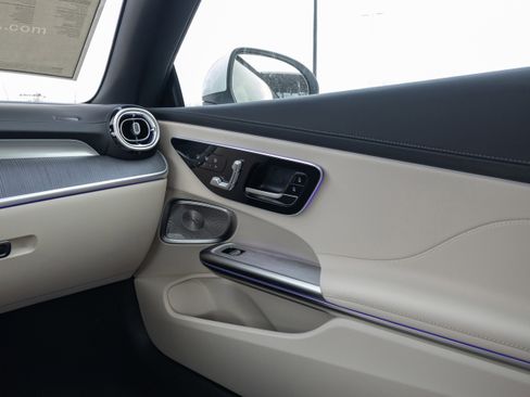 New 2026 Mercedes-Benz CLE 300 4MATIC Cabriolet image 25