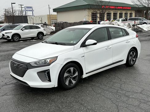 Used 2019 Hyundai Ioniq SEL image 4