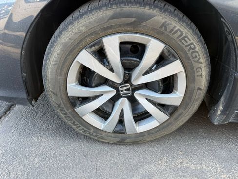 Certified 2025 Honda Civic LX image 6