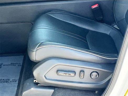 Used 2023 Honda Pilot Elite image 20