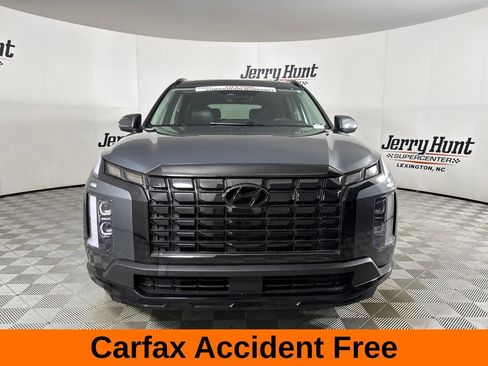 Used 2024 Hyundai Palisade XRT FWD image 3