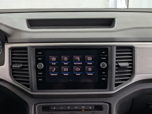 Used 2018 Volkswagen Atlas SE AWD/4WD image 26