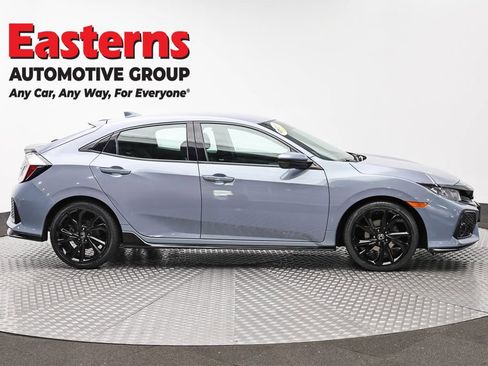 Used 2019 Honda Civic Sport image 4